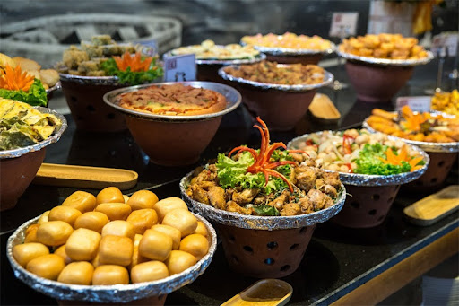 Tiệc Buffet - Sự Kiện Lâm Bon