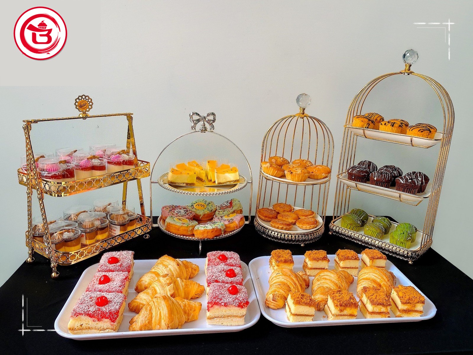 Bàn bánh cho sự kiện - Sự Kiện Lâm Bon